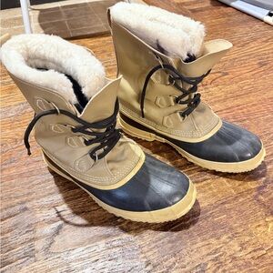 Sorel Tan and Black Men's Boots
